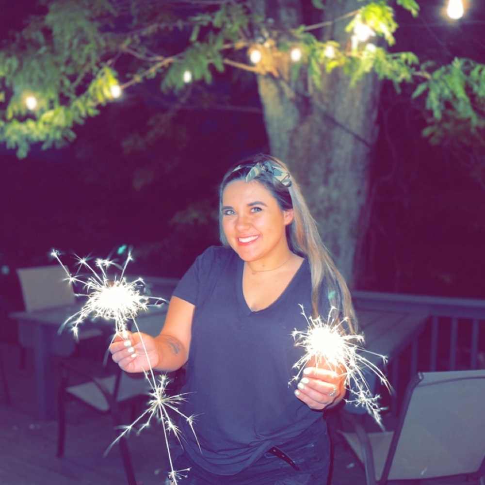 Meet your Posher, Genny